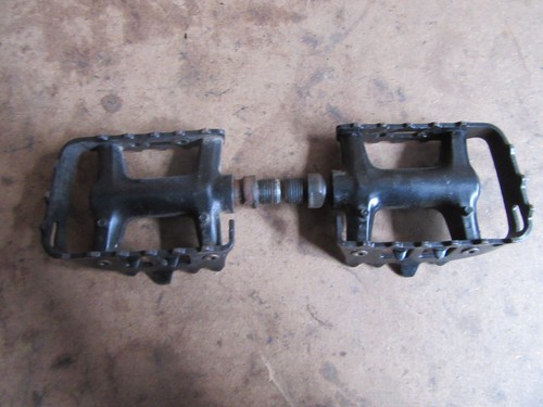 Shimano deore pedals - deore, for