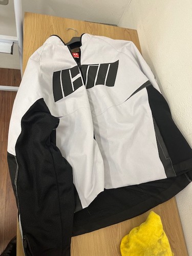 Icon hooligan jacket white - icon,