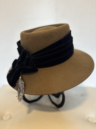 Vintage kangol 100 wool wide - vintage,