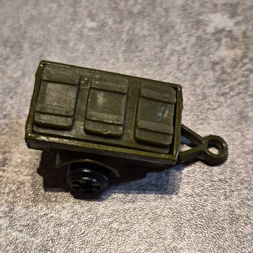 Green black diecast - diecast, military
