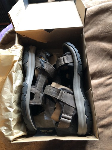 New box mens teva - new,