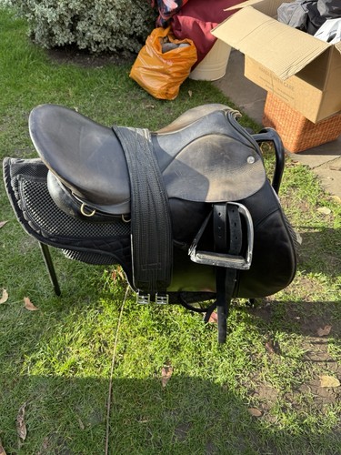 Ideal black saddle - black, gp