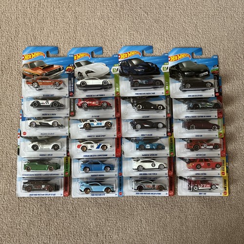 Hot wheels bundle cars - hot, x