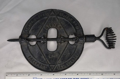 Antique cast iron stover - iron, 5"