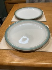 DENBY  REGENCY GREEN  DINNER PLATES X 2 STONEWARE TABLEWARE LOT B