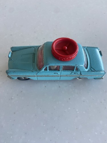 Corgi toys austin a60 driving - austin,
