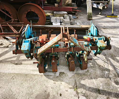 Point hitch tractor - hitch,