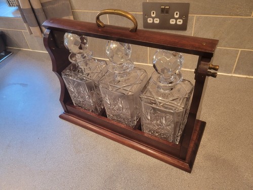 Decanter tantalus - decanter,