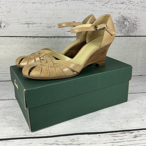 Clarks shoes women size 5 - size,
