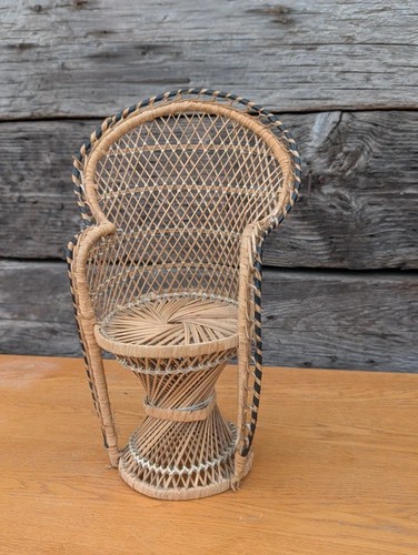 Vintage mini peacock chair - vintage,