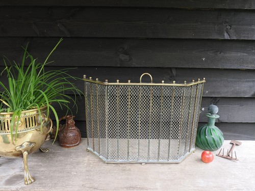 Lovely little rare brass - lovely,