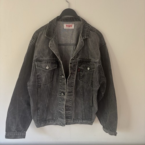 Vintage levi denim jacket - levi’s,