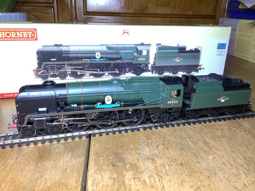 Hornby r2586 2 battle - hornby,