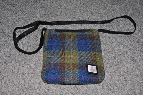 Harris tweed cross - harris,