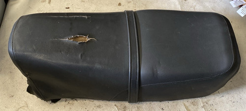 Suzuki seat possibly zr50 - suzuki,