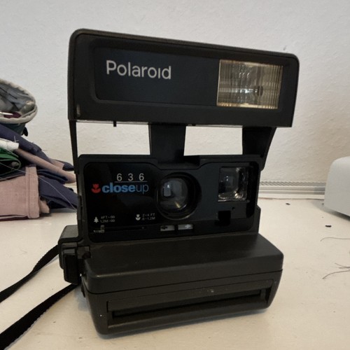 Polaroid 636 closeup instant - polaroid,
