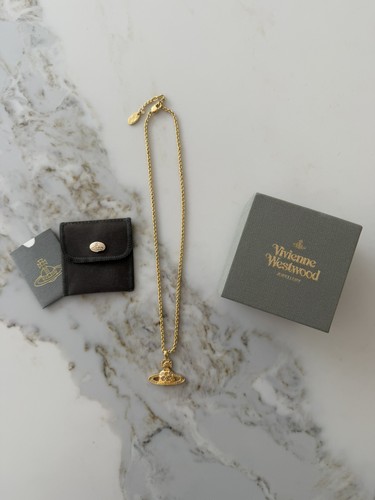 Authentic vivienne westwood - vivienne,