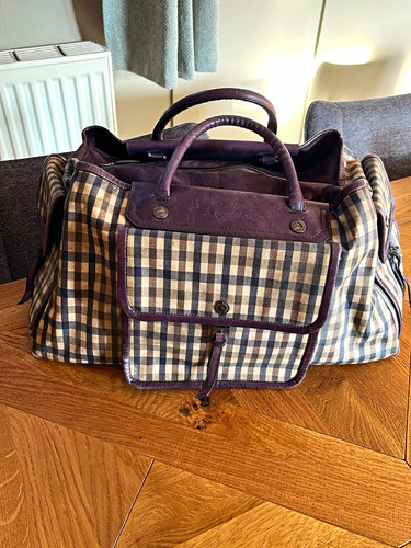 Aquascutum checked leather - aquascutum,