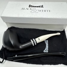 Stanwell Black and White Style
