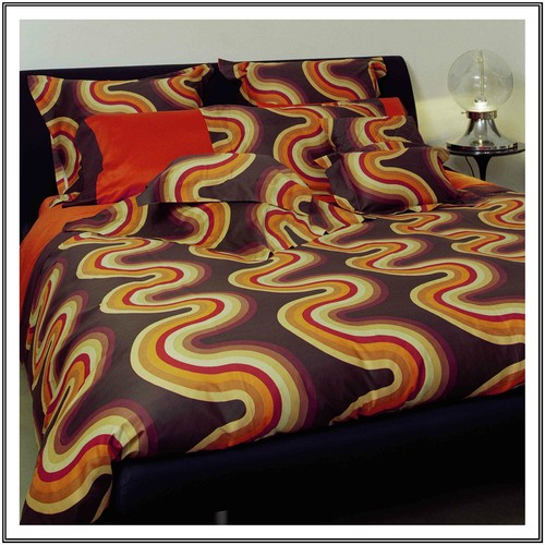 Verner panton bedding curve - panton, "curve"