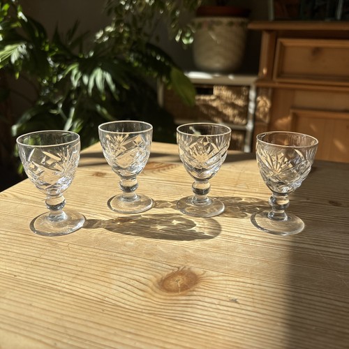 Vintage cut glass crystal - x,