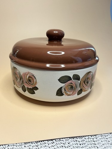 Simpsons ceramic pot - pot, lid