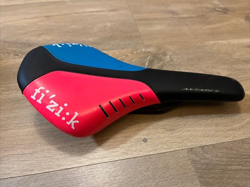 Fizik antares saddle carbon - antares,
