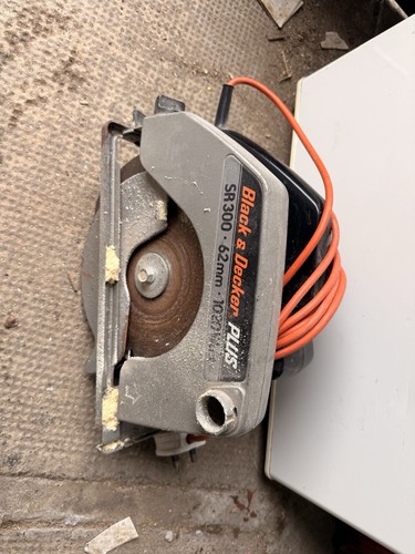 Black and decker sr300 - black,