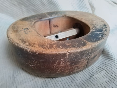Antique hat stretcher - hat,