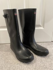 Men's Town and Country Size 9