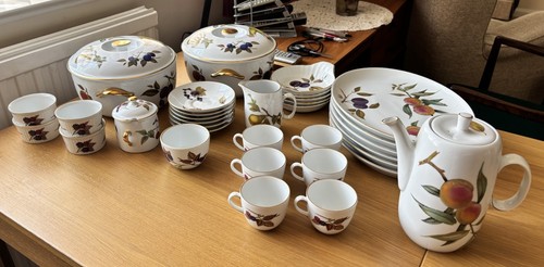 Royal worcester evesham gold - royal,