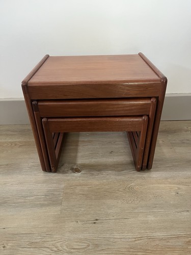 Vintage nesting tables - tables, retro