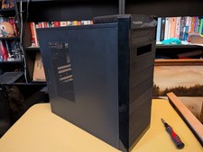 Trendsonic PC Case With 9 5.25" Drive Bays Ideal for Home Server, NAS or Ripping