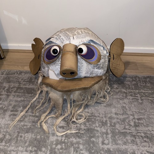 Bfg giant head octagon theatre - head,