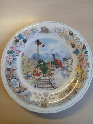 Wedgewood foxwood tales plate - wedgewood,