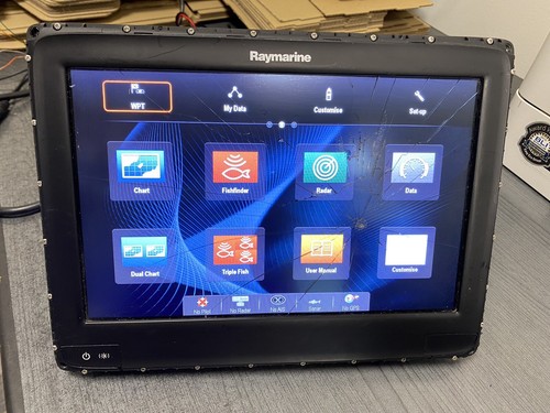 Damaged raymarine a128 inch - damaged, 12