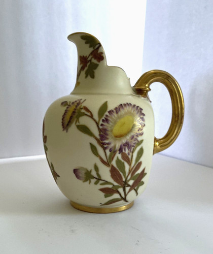 Royal worcester pitcher - ,