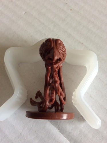 Dungeons dragons miniature - dungeons,