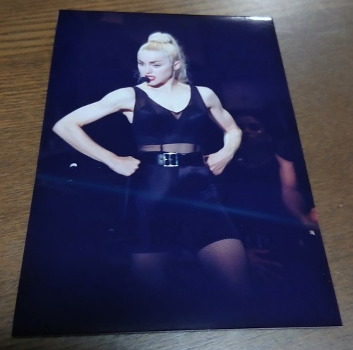 Madonna blond ambition tour - ambition,