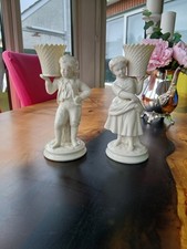 BELLEEK GIRL & BOY BASKET