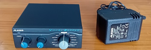 Alesis vocal zapper reduces - ,