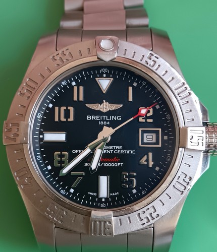 Excellent breitling avenger - excellent,
