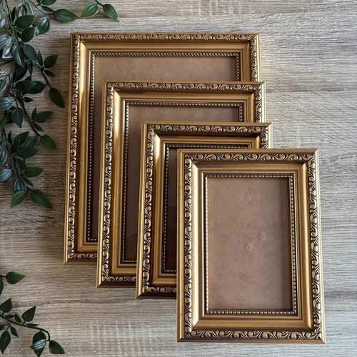 Vintage gallery wall aryllis - vintage,