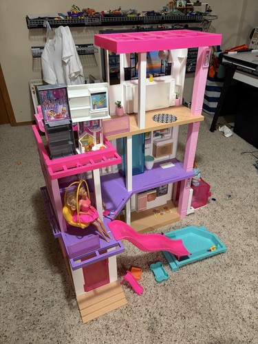 Barbie dreamhouse story - barbie,