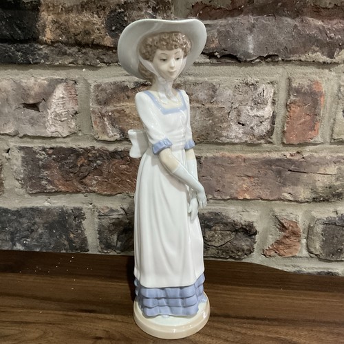 Nao lladro figurine country - lladro,