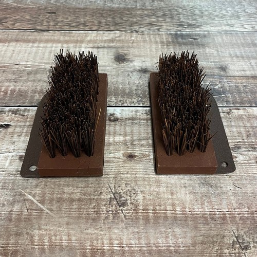 Replacement brushes for cast - for,