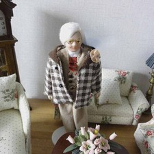 1:12 Scale Dolls House Miniatures Grandpa Ceramic Vintage Victoria Accessories
