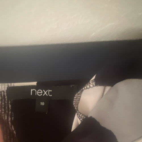Next size black - size, 10