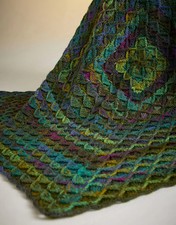 10724 Aran Crochet Blanket