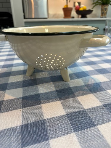 Enamel colander cream with - colander.,